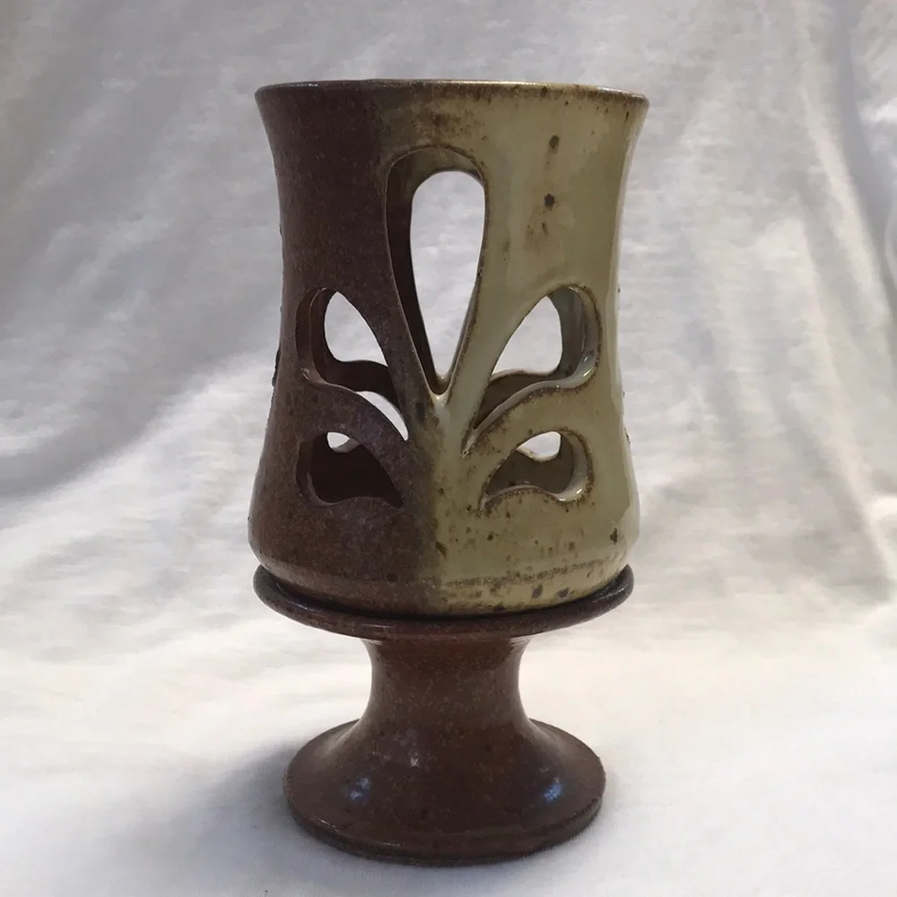 Vintage/MCM‎ Stoneware Pottery Artist Signed Candle Holder